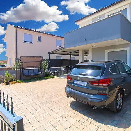 Vikendica House 2283 Fazana