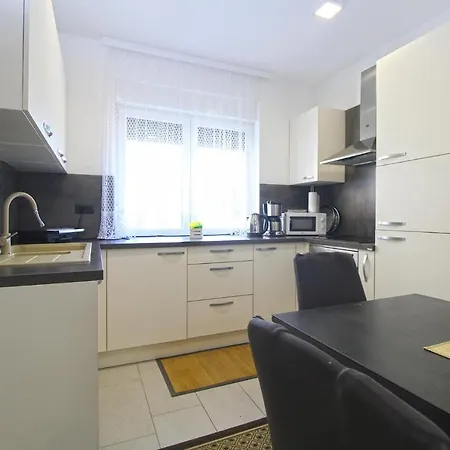 House 2283 Сasa de vacaciones Fažana
