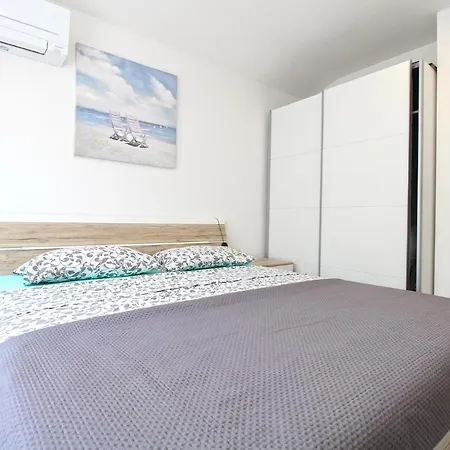 Сasa de vacaciones House 2283